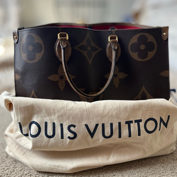 100% Authentic ON THE GO LOUIS VUITTON GM BAG PURCHASED FROM ACTUAL STOREFRONT - Picture 8 of 17